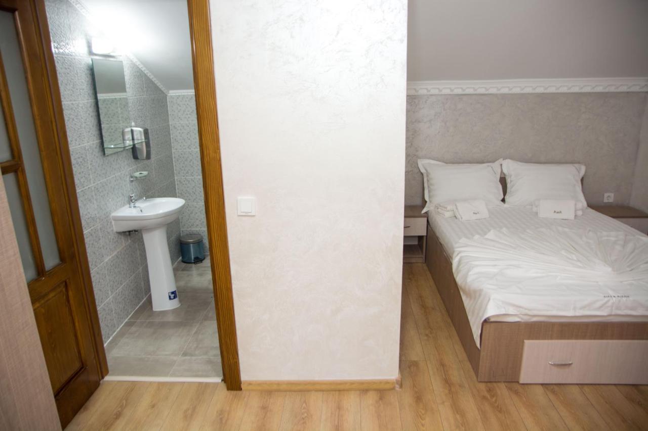Casa Alex Si Alexia 호텔 Jiblea Veche 외부 사진